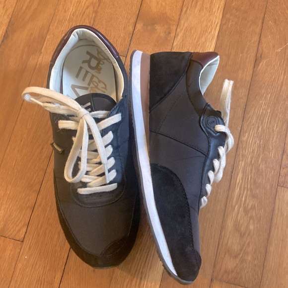 Sam Edelman Sneaks - Picture 2 of 4